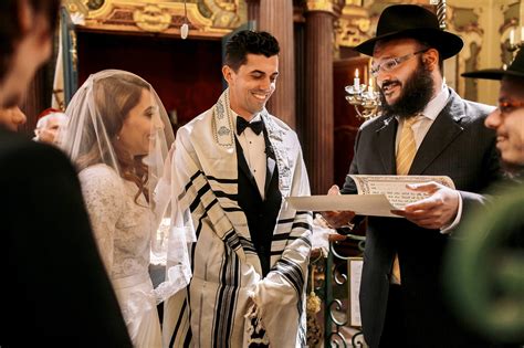 Traditions You Can See At Jewish Wedding