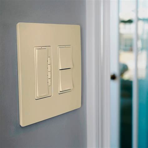 Legrand Radiant 15 Amp Single Pole3 Way Combination Light Switch