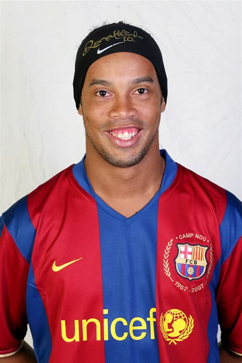 sports ronaldinho profile and pictures images 2012