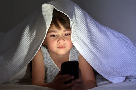 Does Long Screen Time Affect A Childs Brain Lets Find Out