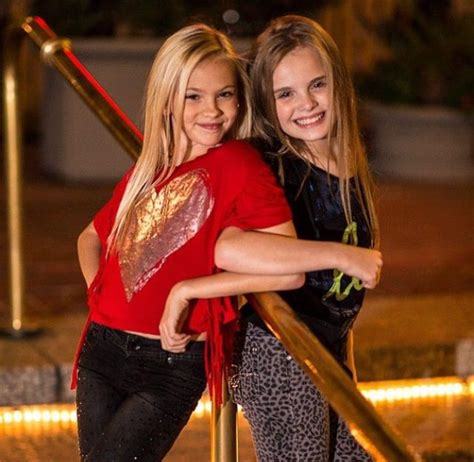 Jordyn Jones And Mia Diaz Mia Diaz Jordan Jones Jordyn Jones