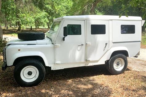 This Armored 1995 Land Rover Defender Was Used By The Un In The Bosnian
