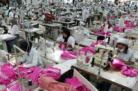 .pabrik sepatu di sukabumi cari di antara 16.100+ lowongan kerja terbaru pekerjaan penuh waktu, sementara dan paruh. Pabrik Sosis Di Sukabumi - 0856-0241-6019 Pabrik Bata ...
