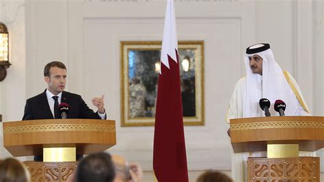 قطر تعلن صفقات تجارية وعسكرية مع فرنسا قيمتها 14 مليار دولار Bbc News