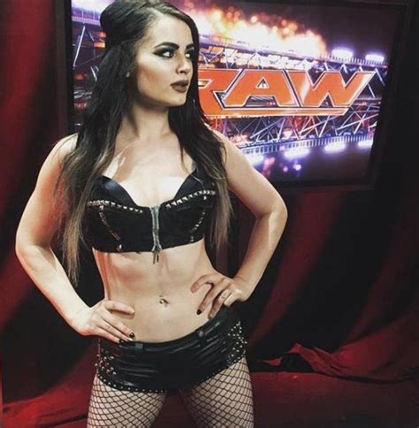 Wwe Superstars Call Paige S Retirement Heartbreaking Bittersweet