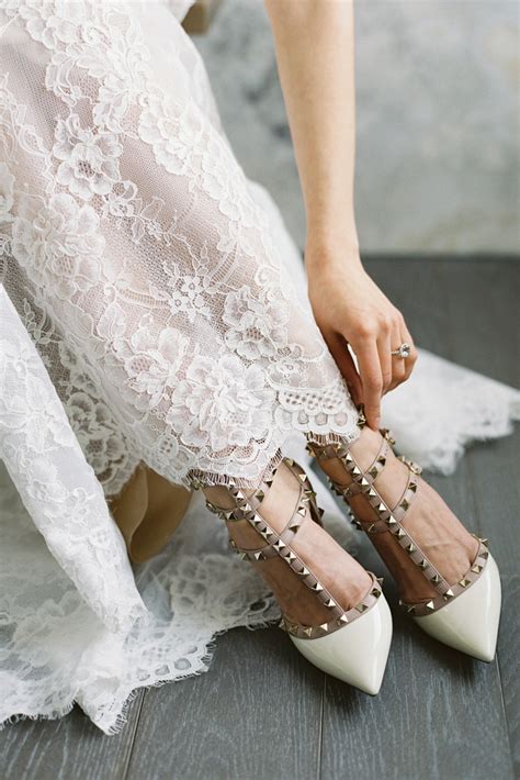 20 Stunning Jeweled Wedding Shoes For All Brides