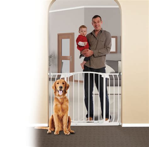 Buy Dreambaby Chelsea Hallway Safety Gate White At Mighty Ape Nz