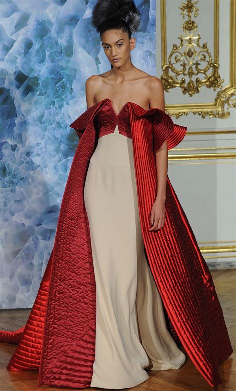 Alexis Mabille Haute Couture Autumn 2014 | Dramatic dresses, Couture