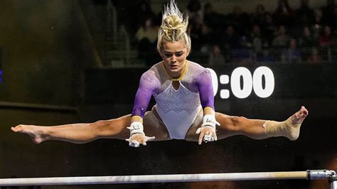 Lsu Gymnast Olivia Dunne And Teammate Flaunt Athletic Physiques In Bikinis