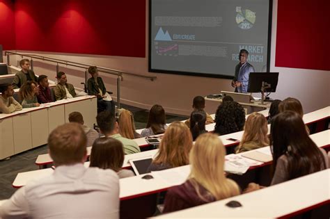 5 Advantages Of Becoming A Lecturer Career Advicejobsacuk