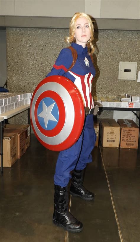 captain america gender swapped cosplay
