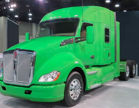 Natural Gas Powered Kenworth T680 To Offer Eaton Ultrashift Plus