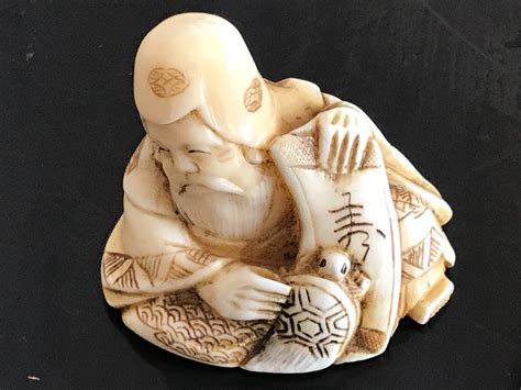 1950sseldom seenhand crafted with fine detailsunused from old stocknetsuke size: Japanese Ivory Carved Netsuke | 568363 | Sellingantiques.co.uk