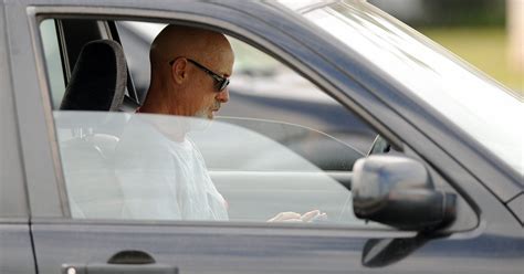 California Court Drivers Can Read Cellphone Maps