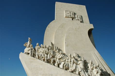 Sommaire 1 historique 2 caractéristiques 2.1 statuaire 3 sources 4 galerie 5 voir aussi 5.1 articles connexes 5.2 liens externes historique. Padrão dos Descobrimentos - Lisboa | Guia para visitar em ...