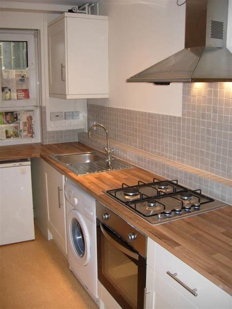 We would like to show you a description here but the site won't allow us. The wall cupboard hides the central heating boiler. The ...