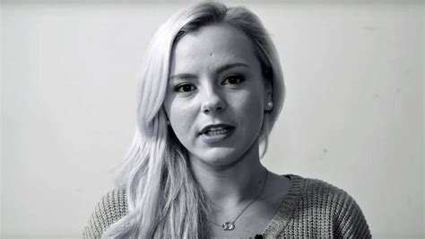 Porno Superstar Bree Olson Warnt Junge Mädchen Sternde