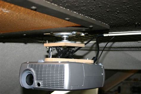 Lowe's universal ceiling projector mount, gray | zx9istr95163. DIY Projector mounts.