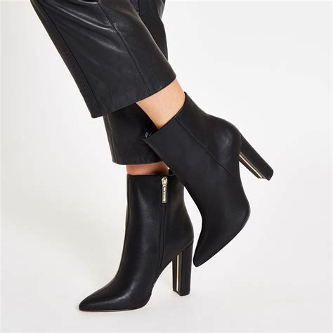 Black Pointed Toe Boots Vlr Eng Br