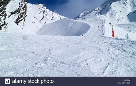 Snow Mogul Hi Res Stock Photography And Images Alamy