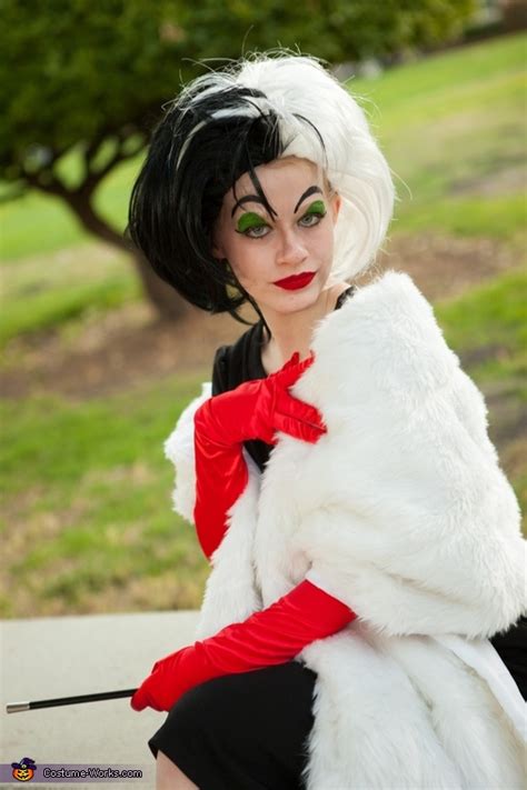 Disney Villain Cruella de Vil Costume | DIY Costumes Under $35
