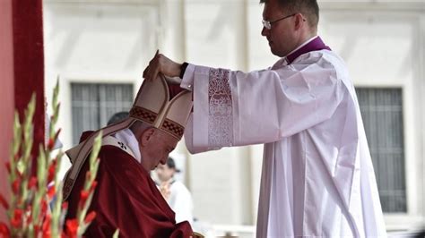 Il Papa Fl Għid Il Ħamsin L Ispirtu S Santu Jġib Paċi Fina U Madwarna