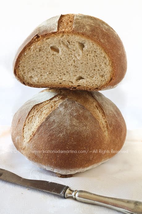 Differenza tra farina di grano tenero e farina di grano duro. Pane di farina di grano duro ed Enkir - Trattoria da Martina