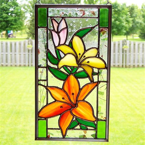 Lilies Glass Painting Patterns Glass Painting Designs Stained Glass Flowers