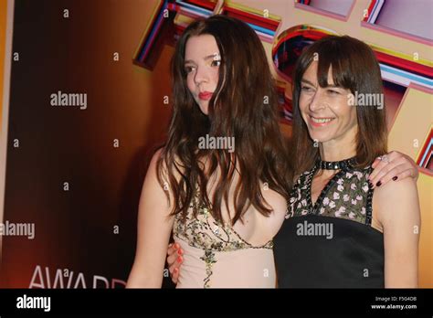 London Uk 17th Oct 2015 Anya Taylor Joy L And Kate Dickie Attend The Bfi London Film