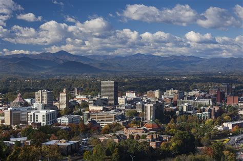 สิ่งน่าสนใจใน Asheville, นอร์ทแคโรไลนา