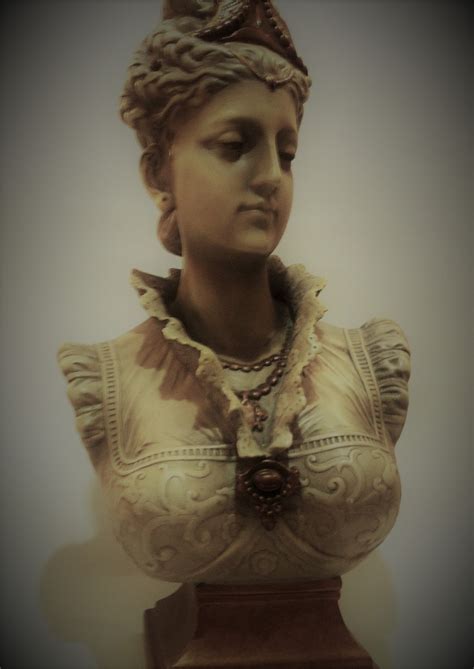 Antique Female Bust Antik Spalato Shop