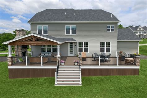 Toh explains everything you need to know about this wood alternative, including how to choose the best boards, compare costs, as well as install and clean composite decking prices, cleaning, & warranty. The Price of Composite Decking vs Wood | Keystone Custom Decks