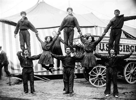 These Vintage Photos Capture Traveling Circus Performers In Northern