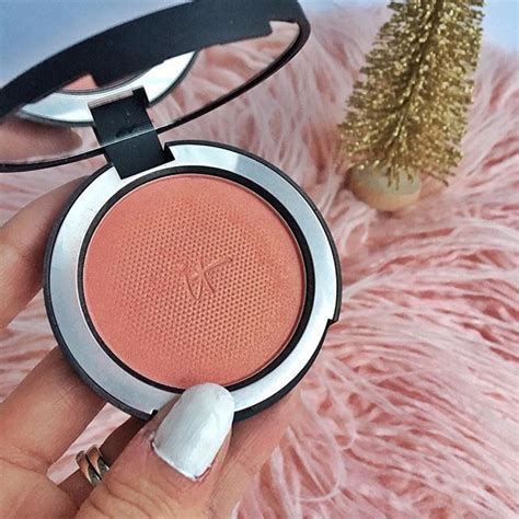 .faced peach blush offerings in the sweet peach glow palette and the papa don't peach blush carrillo also suggests dusting the excess blush on your brush across your lids before putting on. It Cosmetics Bye Bye Blush in sweet cheeks, a peachy blush ...