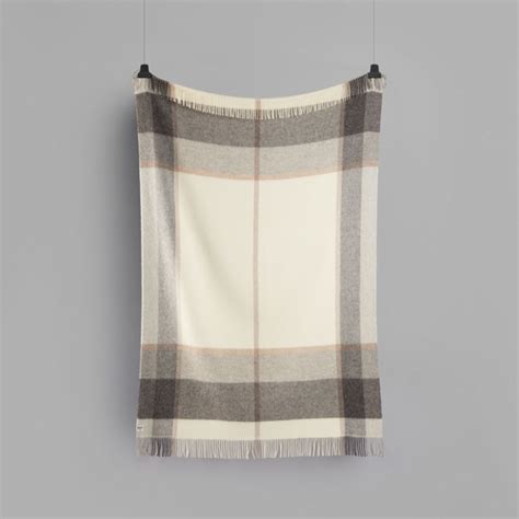 Roros Tweed Roros Tweed Myrull Norwegian Wool Blanket With Fringes