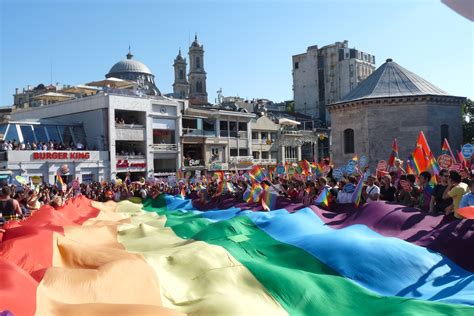 Istanbul Gay Pride Elisa Chisana Hoshi