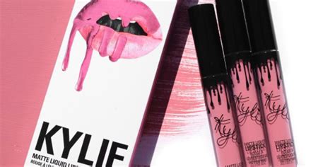 Kylie Cosmetics Smile Lip Kit Has An Incredible Bonus Huffpost Uk