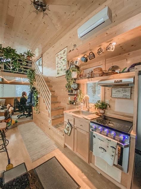 Graces Massachusetts Tiny Life In An Escape One Model Tiny House