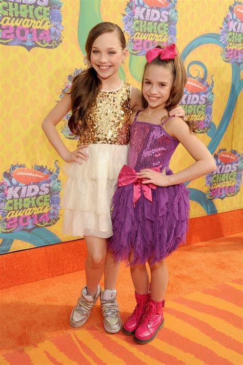 These Maddie And Kenzie Ziegler Sister Moments Will Make You Love Their