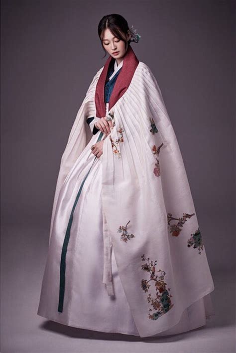 한복 Hanbok Korean Traditional Clothes Dress More Korean Traditional