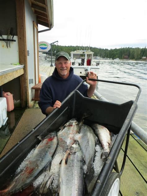 Fish Processing At Chinook Shores Lodge In Ketchikan Alaska Alaska Fishing Alaska Salmon
