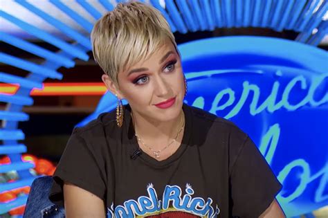 ‘american Idol 2020 Katy Perry Faints From Gas Leak See What She Did