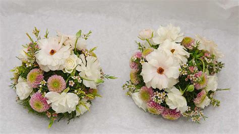 Preppy october wedding from hanna floral design. Wedding flowers for your wedding in Vienna, Austria ...