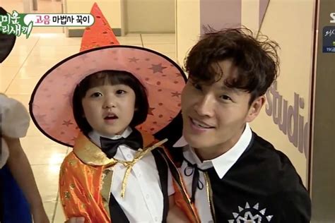 The word 'liger' first came on episode 95. Kim Jong Kook est surprise lorsqu'un enfant lui demande s ...