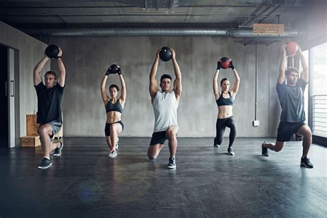 benefits of joining gym classes crossfit freaks