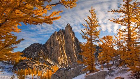 Words often feel too confining and controlled. Prusik Peak in the Enchantments, Alpine Lakes Wilderness, Washington (© Floris van Breugel ...