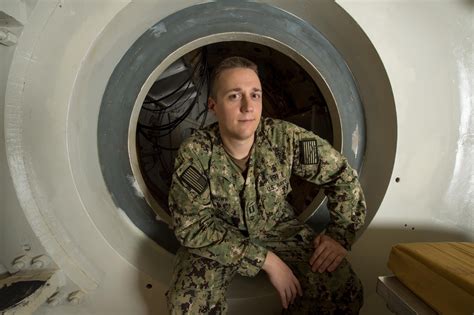 Underwater Team Fends Off ‘the Bends At Navy Experimental Diving Unit Us Department Of
