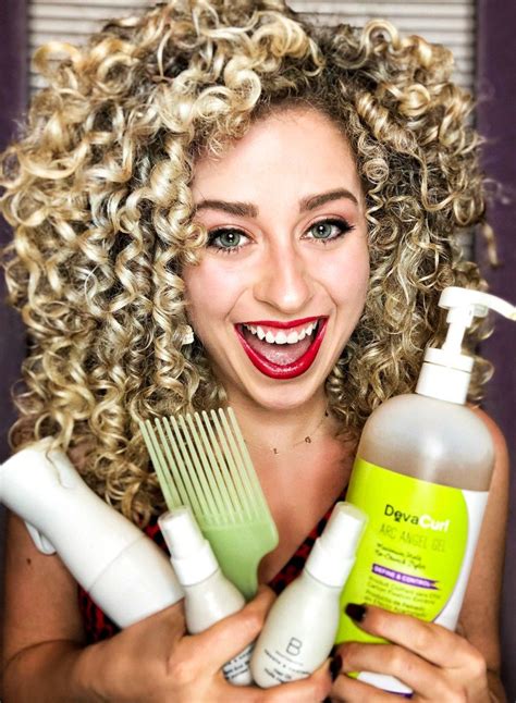 Sharing 3 different ways to refresh your curls in the morning without water or frizz! 10 Minute Refresh - CG Method Approved - Frizz & Frillzz ...