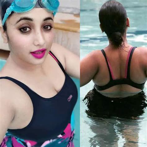 Mastram Actress Rani Chatterjees Black Swimsuit Pics Are Sure To Leave You Breathless