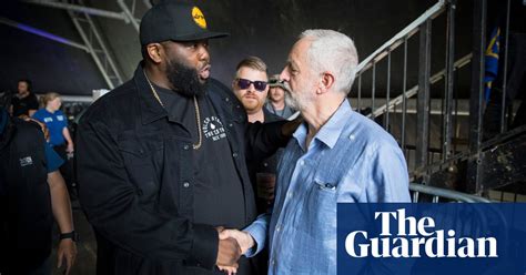 Corbyn Receives Heros Welcome At Glastonbury 2017 In Pictures